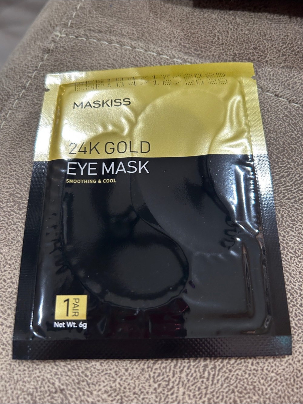24K Gold Eye Mask – Black & Gold